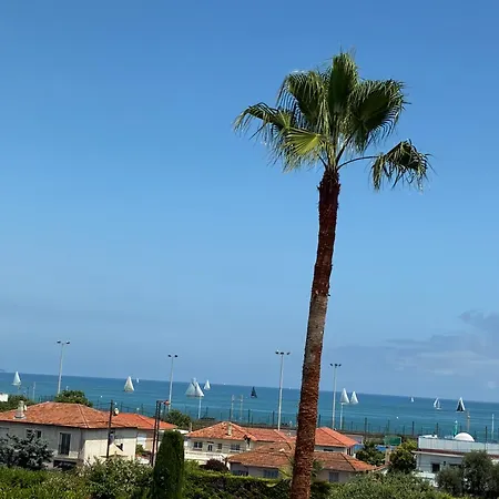Magnifique 2 Pièces Balcon Vue Appartement Antibes