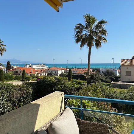 Magnifique 2 Pieces Balcon Vue *
