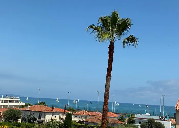 Magnifique 2 Pieces Balcon Vue Apartment Antibes